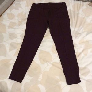 LOFT Maroon Leggings with Pintuck Seams. Size 12.